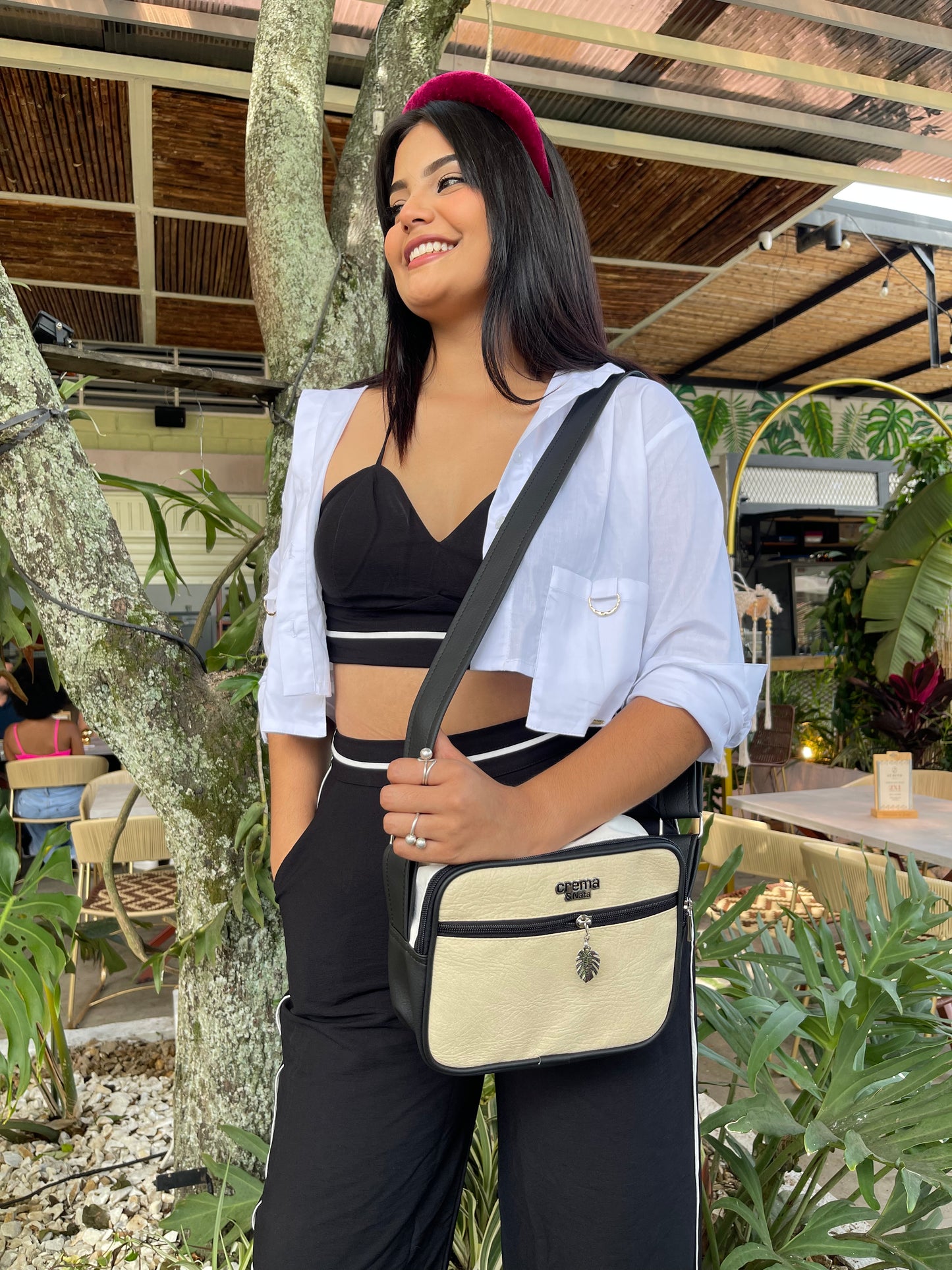 Tula Cuadrada Beige con Negro